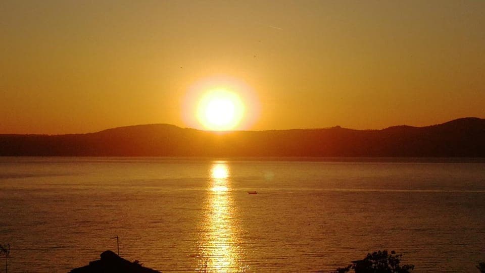 Balcony/Terrace, Mountain view, Sunset