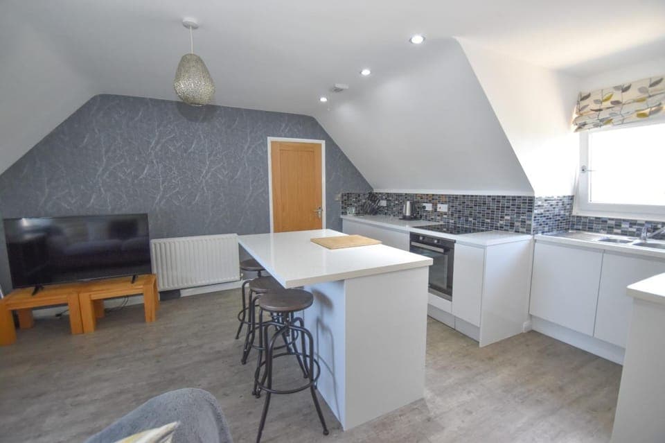 Kitchen or kitchenette, Dining area, kitchen