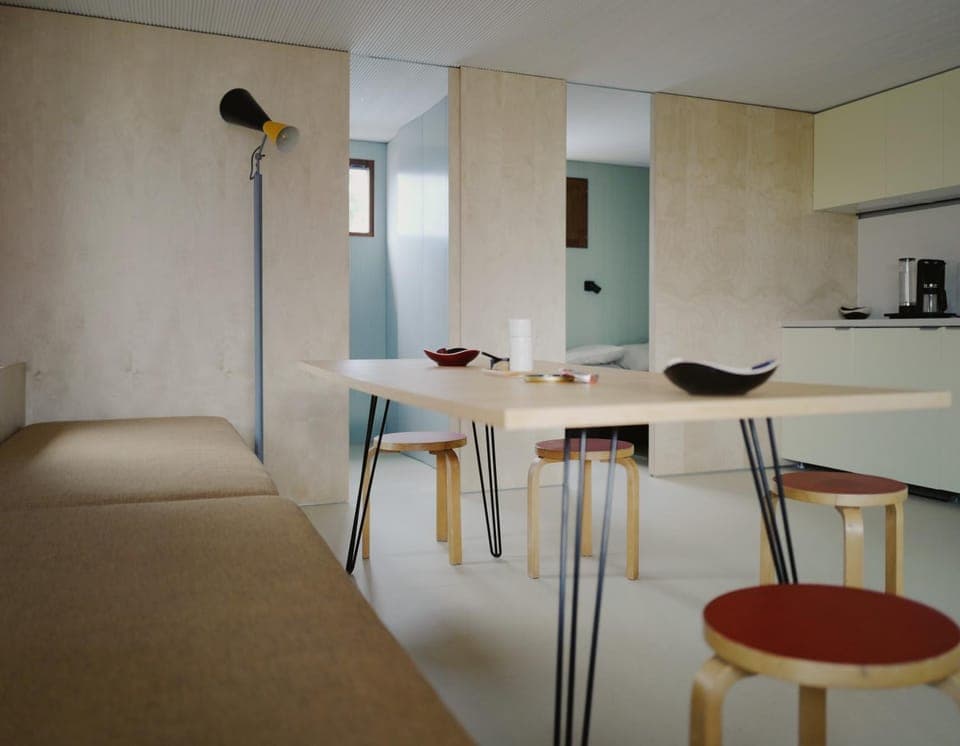 Seating area, Dining area