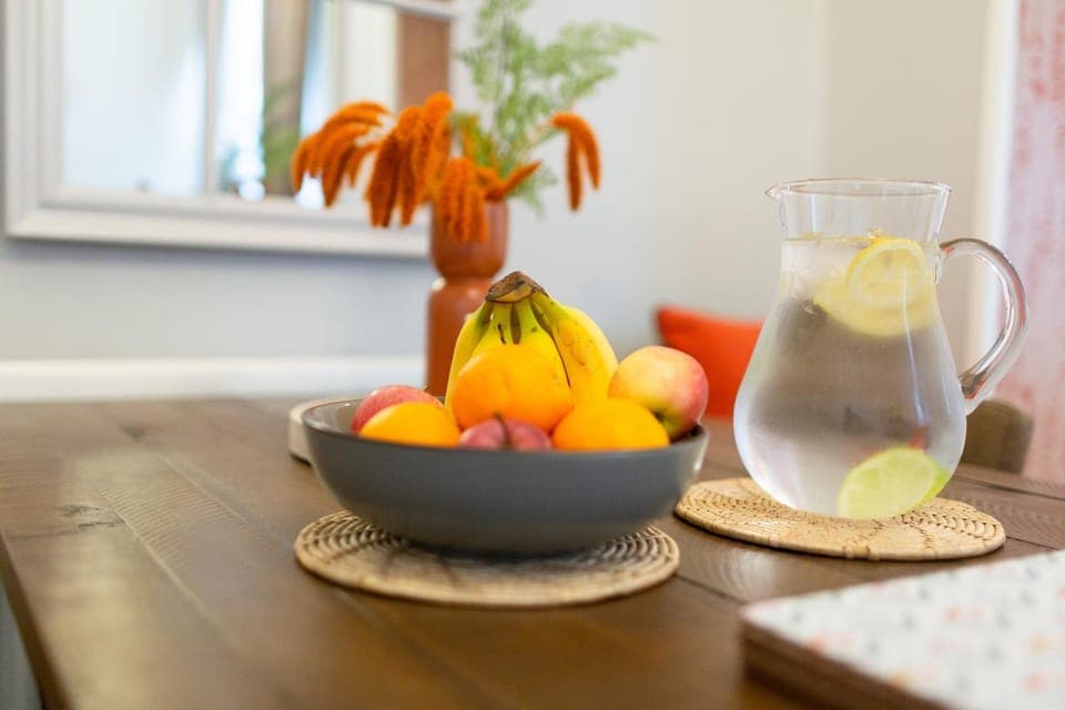 Food and drinks, Food, Drinks