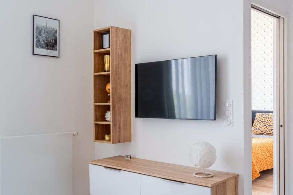 Communal lounge/ TV room, TV and multimedia