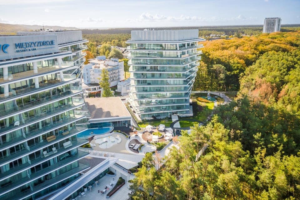 Property building, Bird's eye view, Area and facilities