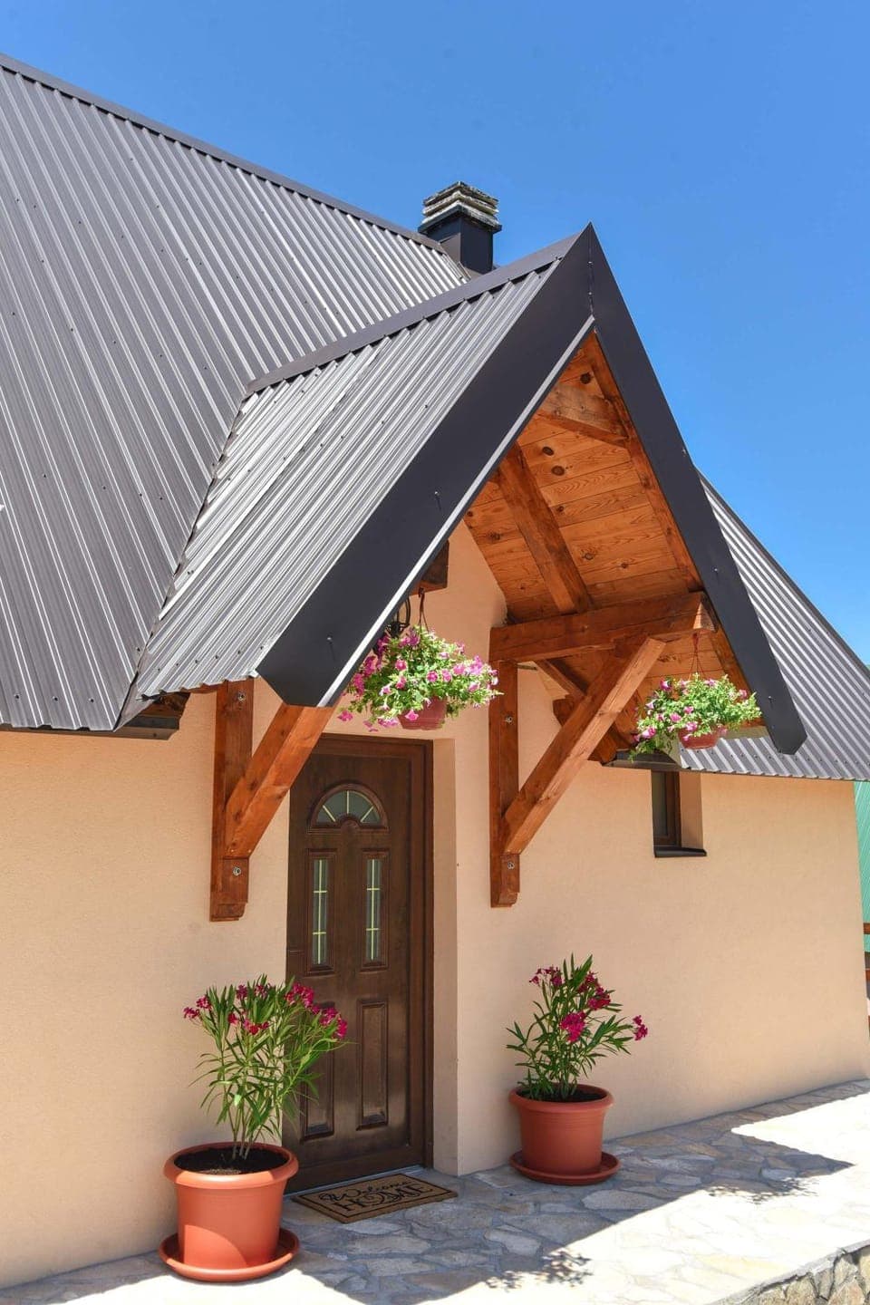 Property building, Facade/entrance