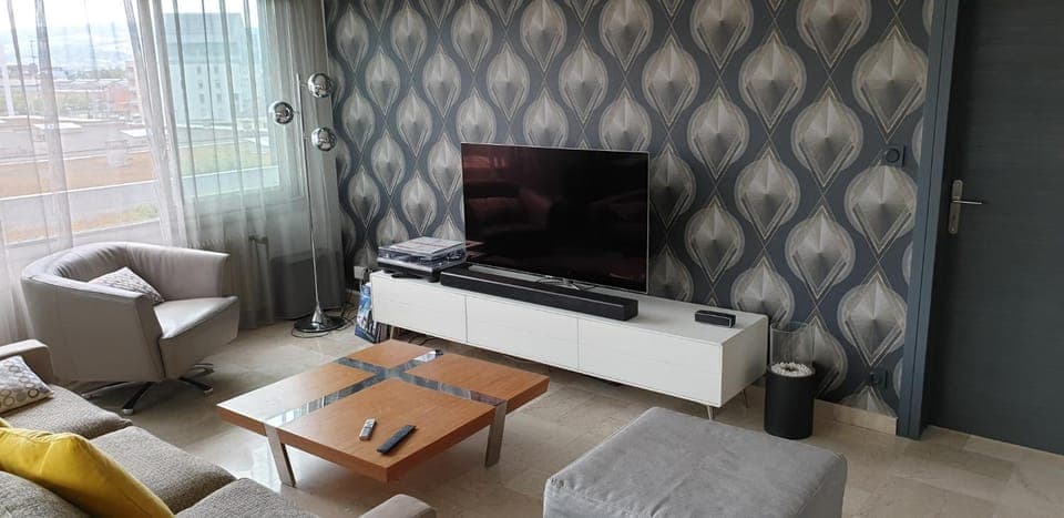 Communal lounge/ TV room, TV and multimedia, Living room