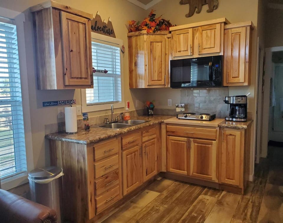 Pine River Model Cabin 1 BR Bayfield Cabin in La Plata County