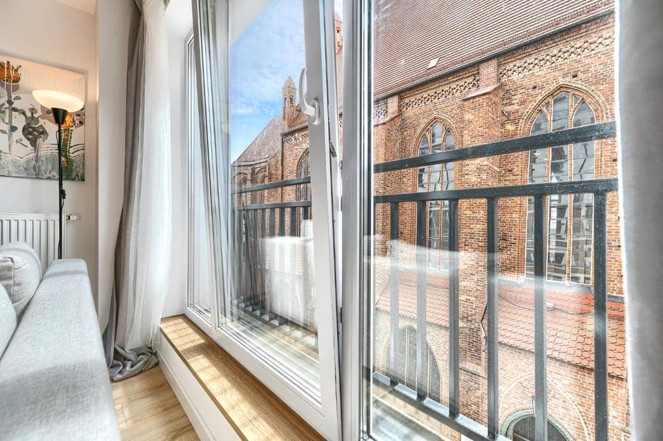 Nearby landmark, View (from property/room), View (from property/room), City view, City view