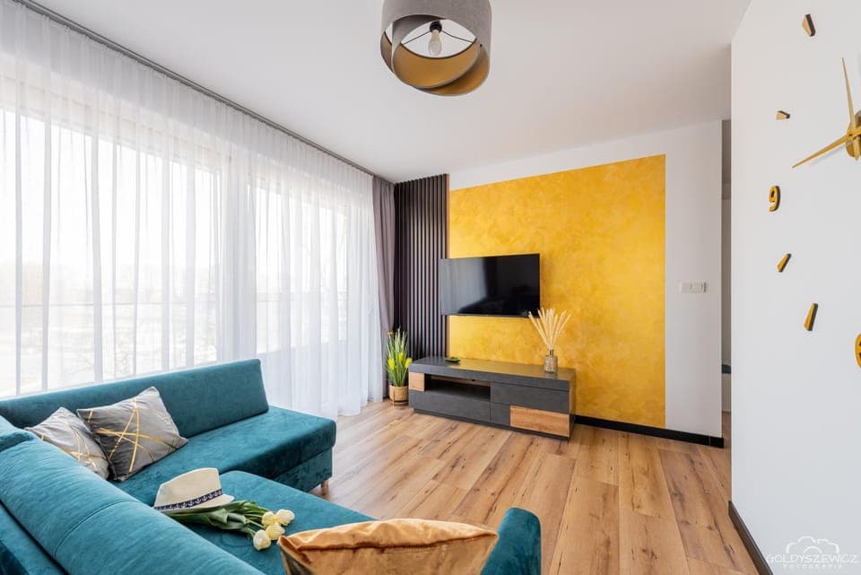 Communal lounge/ TV room, TV and multimedia, Living room, Photo of the whole room, Seating area