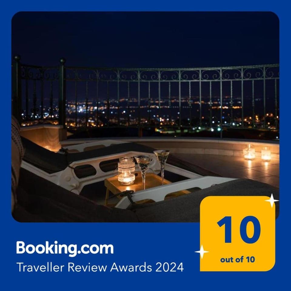 Night, View (from property/room), Balcony/Terrace