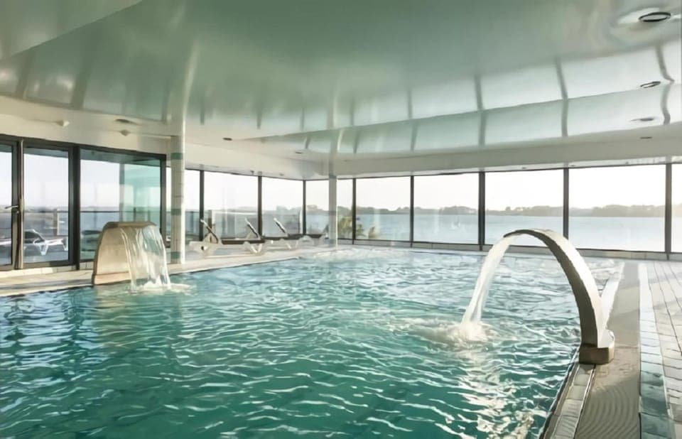 Spa and wellness centre/facilities, Swimming pool