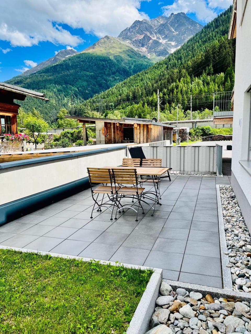 Patio, Balcony/Terrace, Mountain view