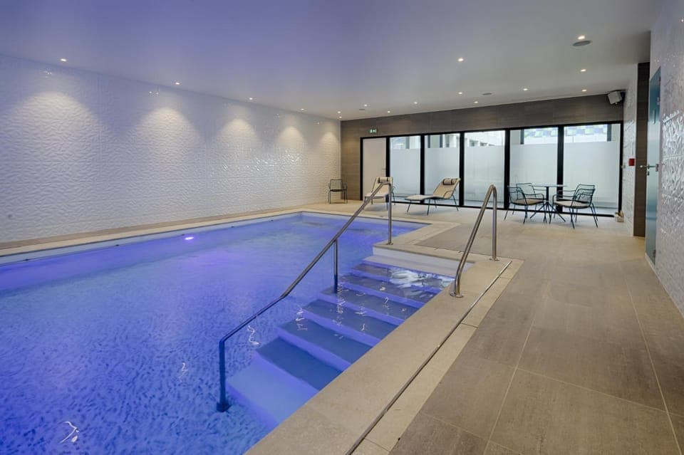 Pool view, Swimming pool