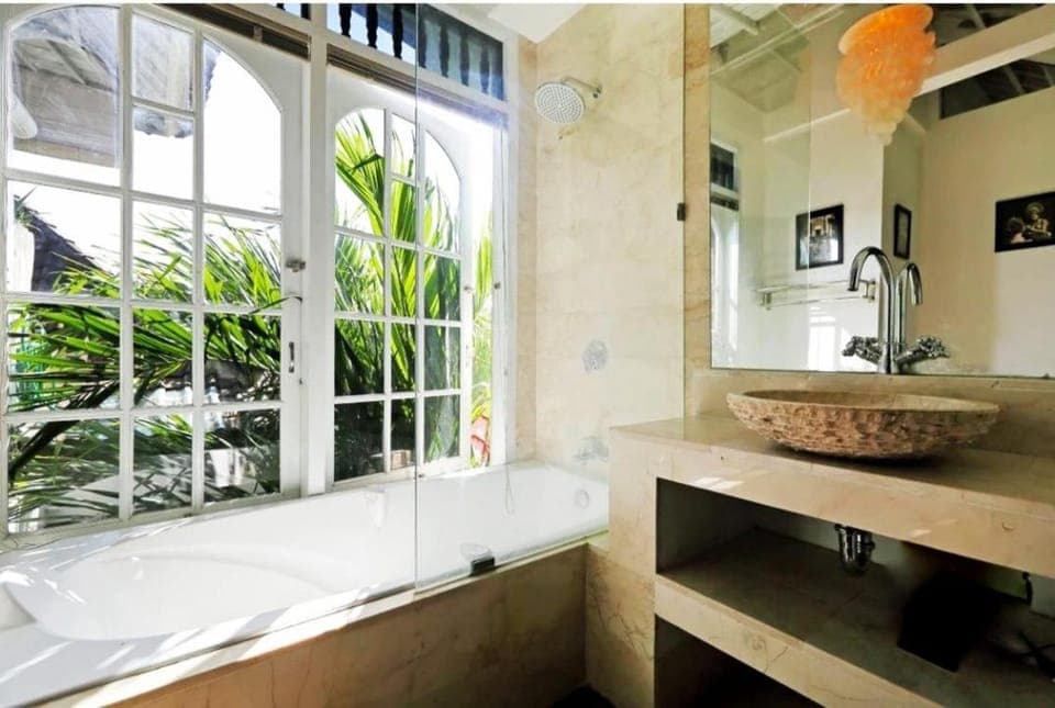 Bathroom, Bath