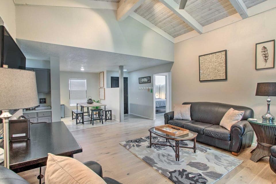 Bright Condo w/ Resort-Style Amenities in Sedona! House in Village of Oak Creek