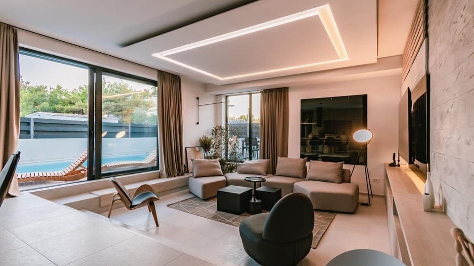 Living room, Seating area, air conditioner