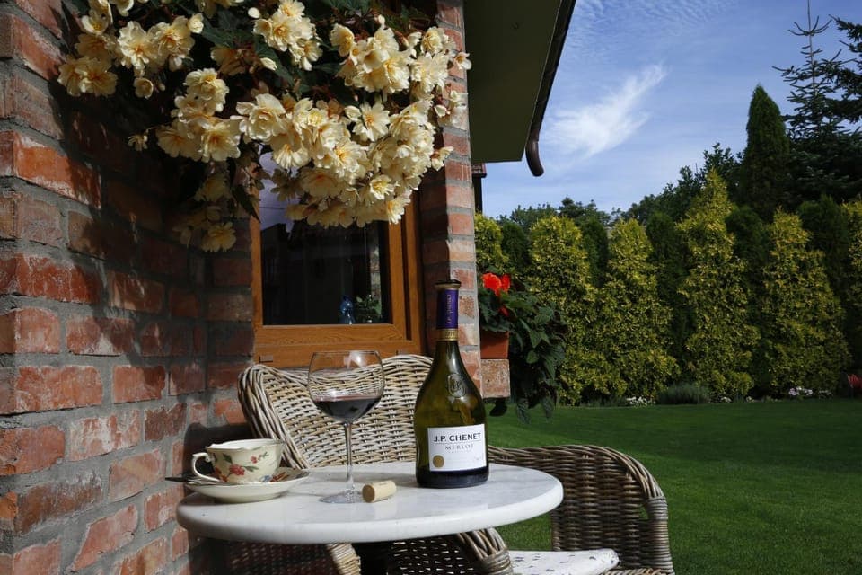 Garden, Decorative detail