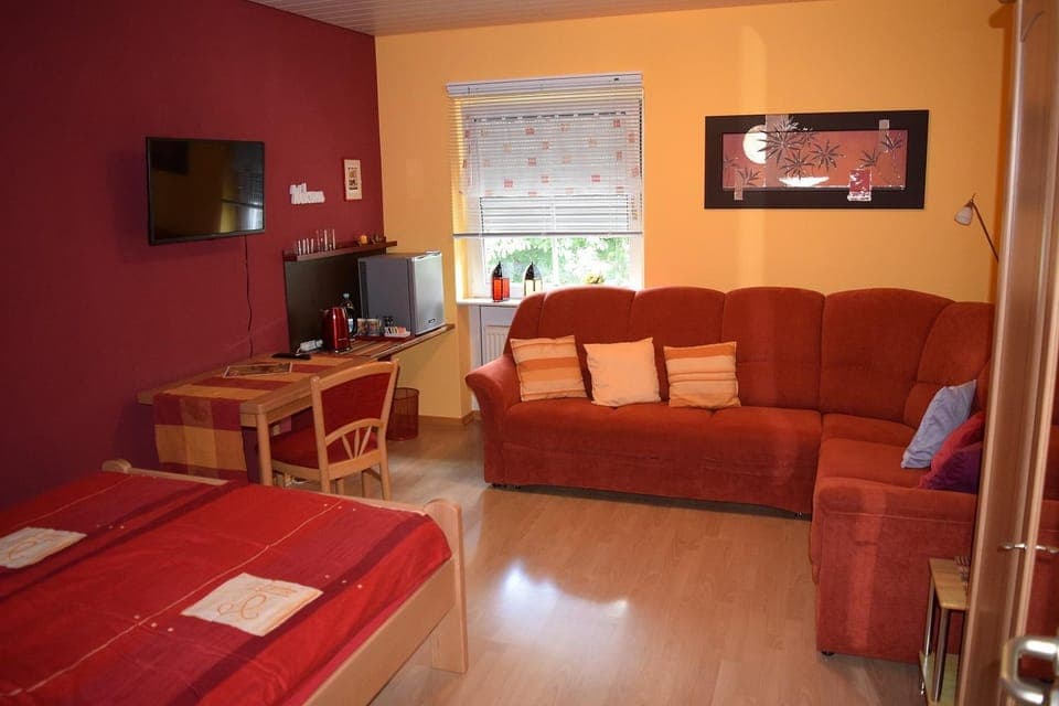 Living room, Bedroom