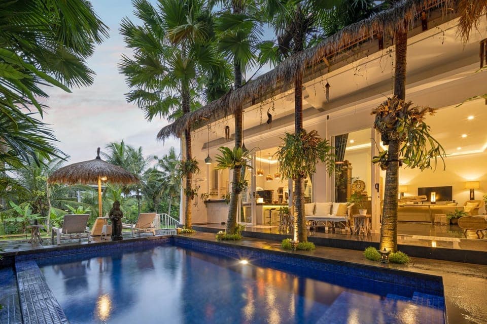 Property building, Patio, Natural landscape, Garden, Garden view, Pool view, Swimming pool, sunbed