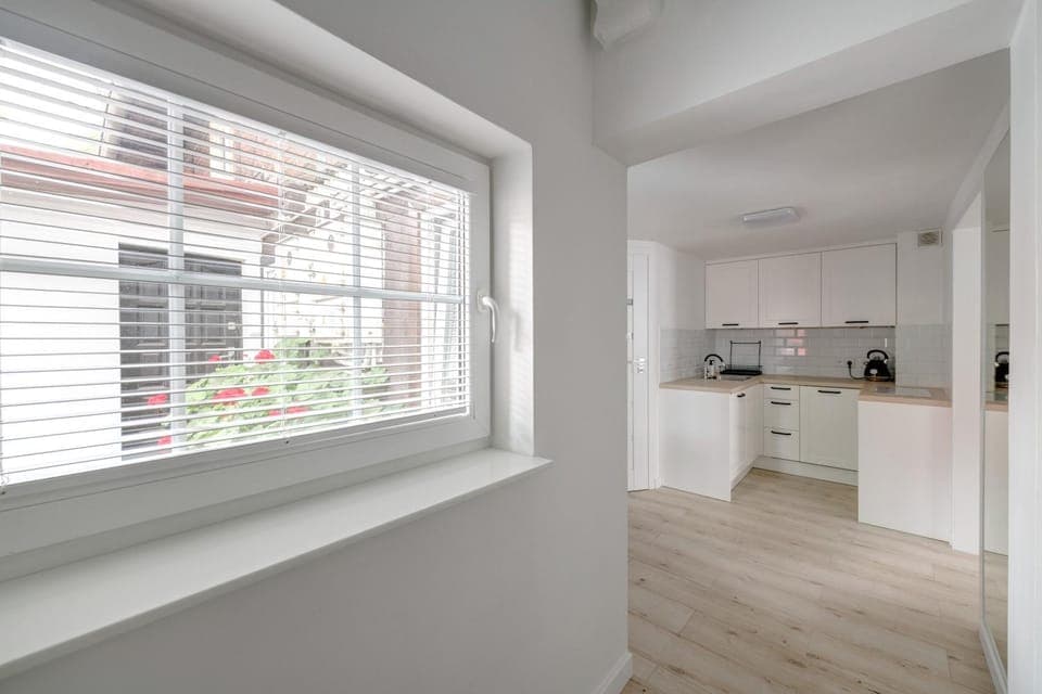 Restaurant/places to eat, Children play ground, Lounge or bar, Beach, Supermarket/grocery shop, older children, Parking, oven, sunbed