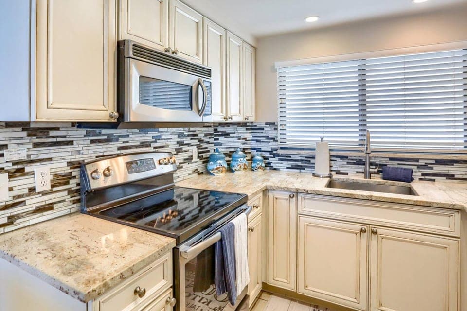 1506 Lighthouse Towers House in Sand Key