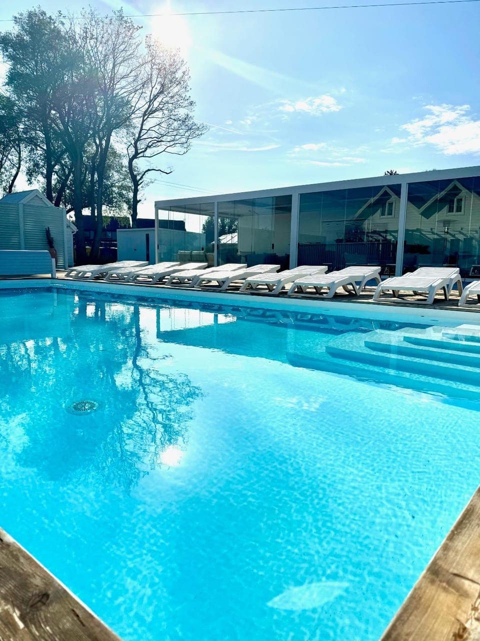 Lounge or bar, Pool view, Swimming pool, sunbed