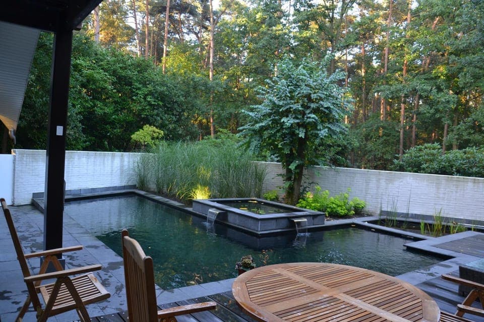 Patio, Patio, Swimming pool, Swimming pool