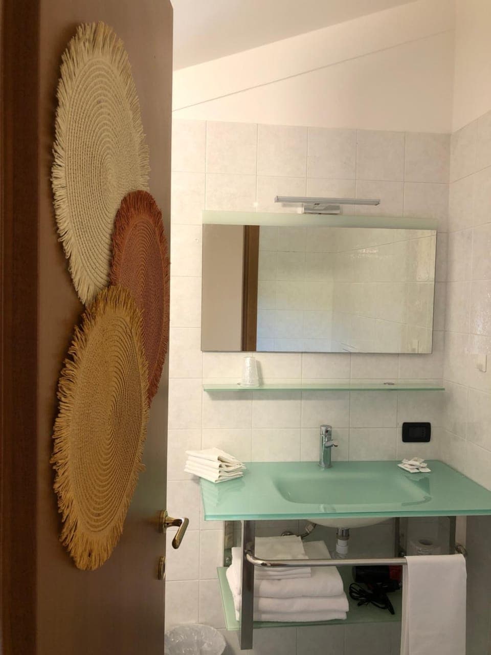 Bathroom, hair dresser