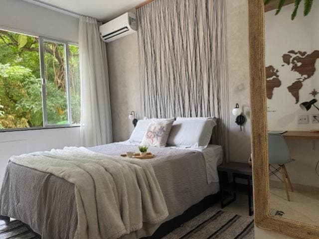 Bed, Bedroom, air conditioner