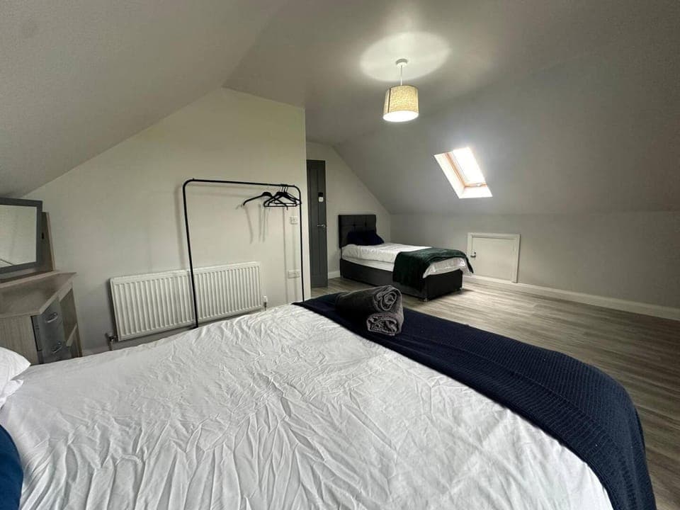 4 Bedroom Forest View House & Hot Tub sleeps 9 Farm Stay in Northern Ireland