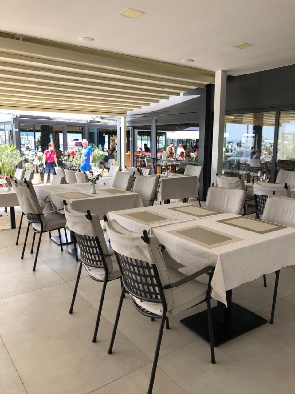 Restaurant/places to eat