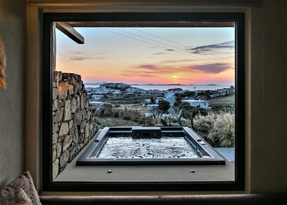 Hot Tub, Hot Tub, View (from property/room), City view, Garden view, Landmark view, Mountain view, Sea view, Sunset