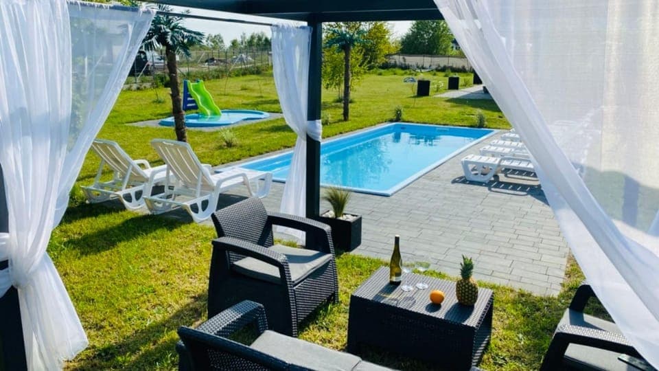 Property building, Pool view, Swimming pool