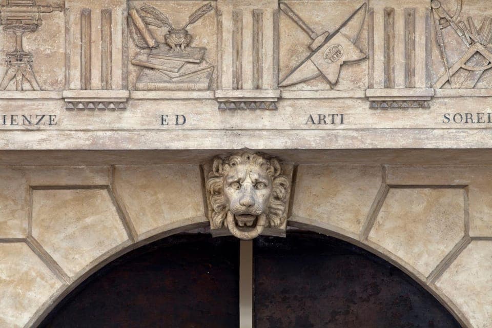 Facade/entrance, Facade/entrance, Decorative detail
