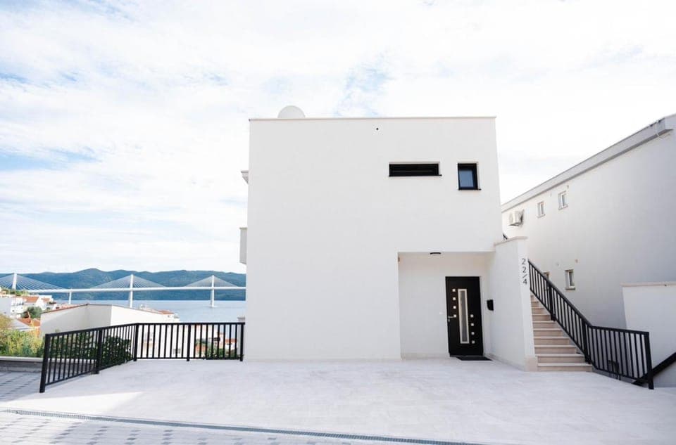 Property building, Sea view, Sea view