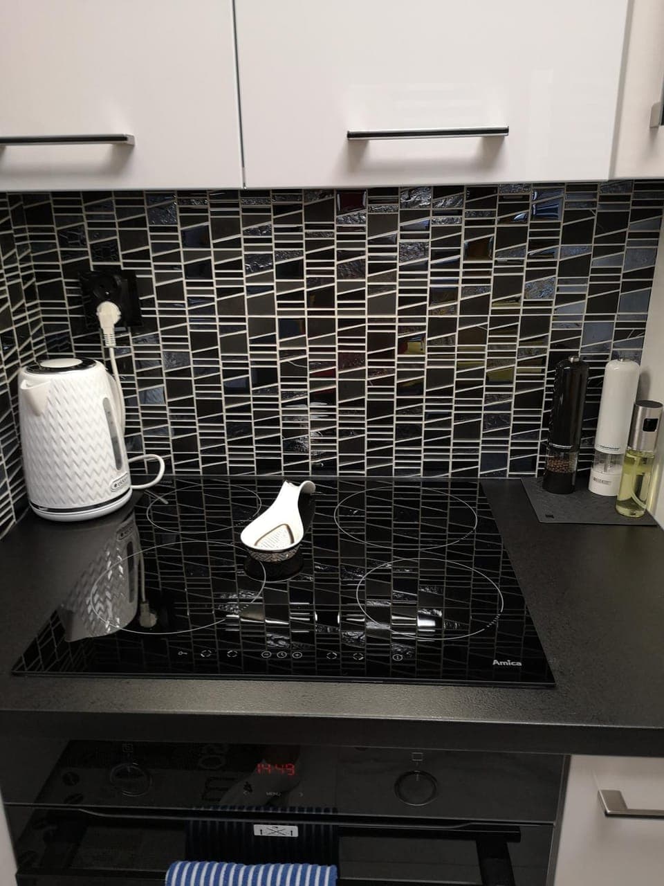 Kitchen or kitchenette, stove