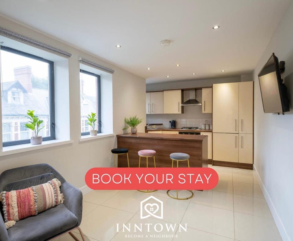 Kitchen or kitchenette, Dining area, minibar, pet friendly, stove