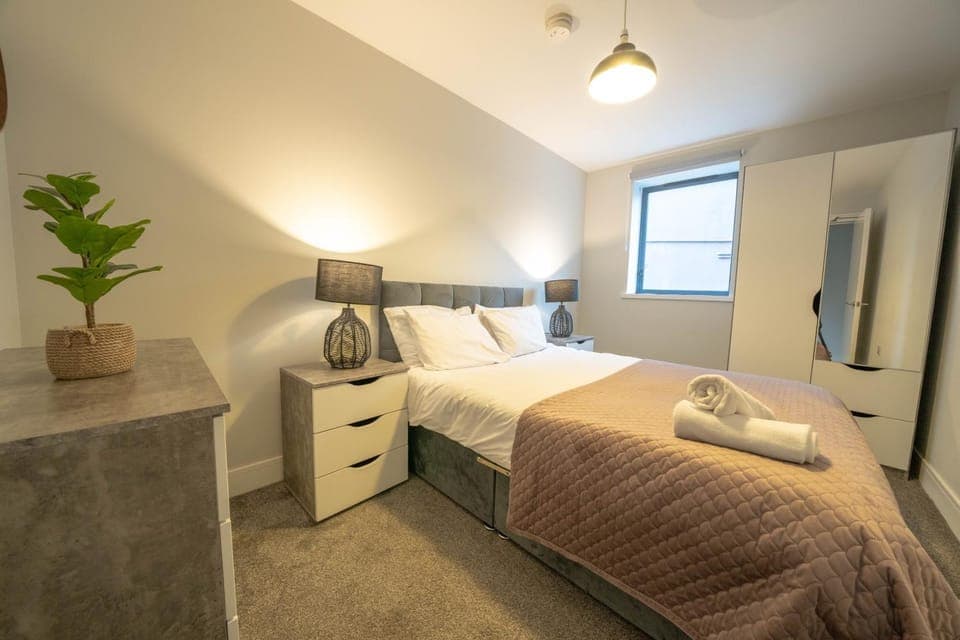 Bed, Photo of the whole room, Bedroom, towels, wardrobe