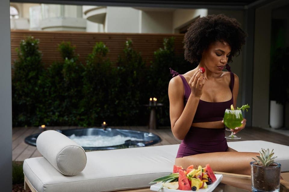 Hot Tub, Food and drinks