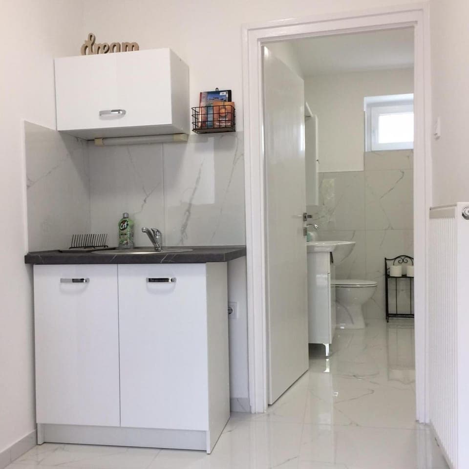 Bathroom, kitchen