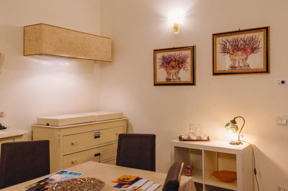 Seating area, hair dresser