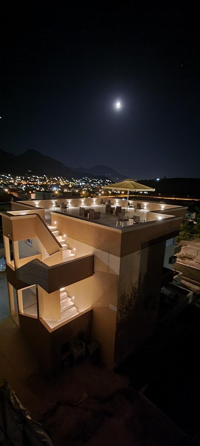 Balcony/Terrace, Balcony/Terrace, Internal: Not applicable to any particular room