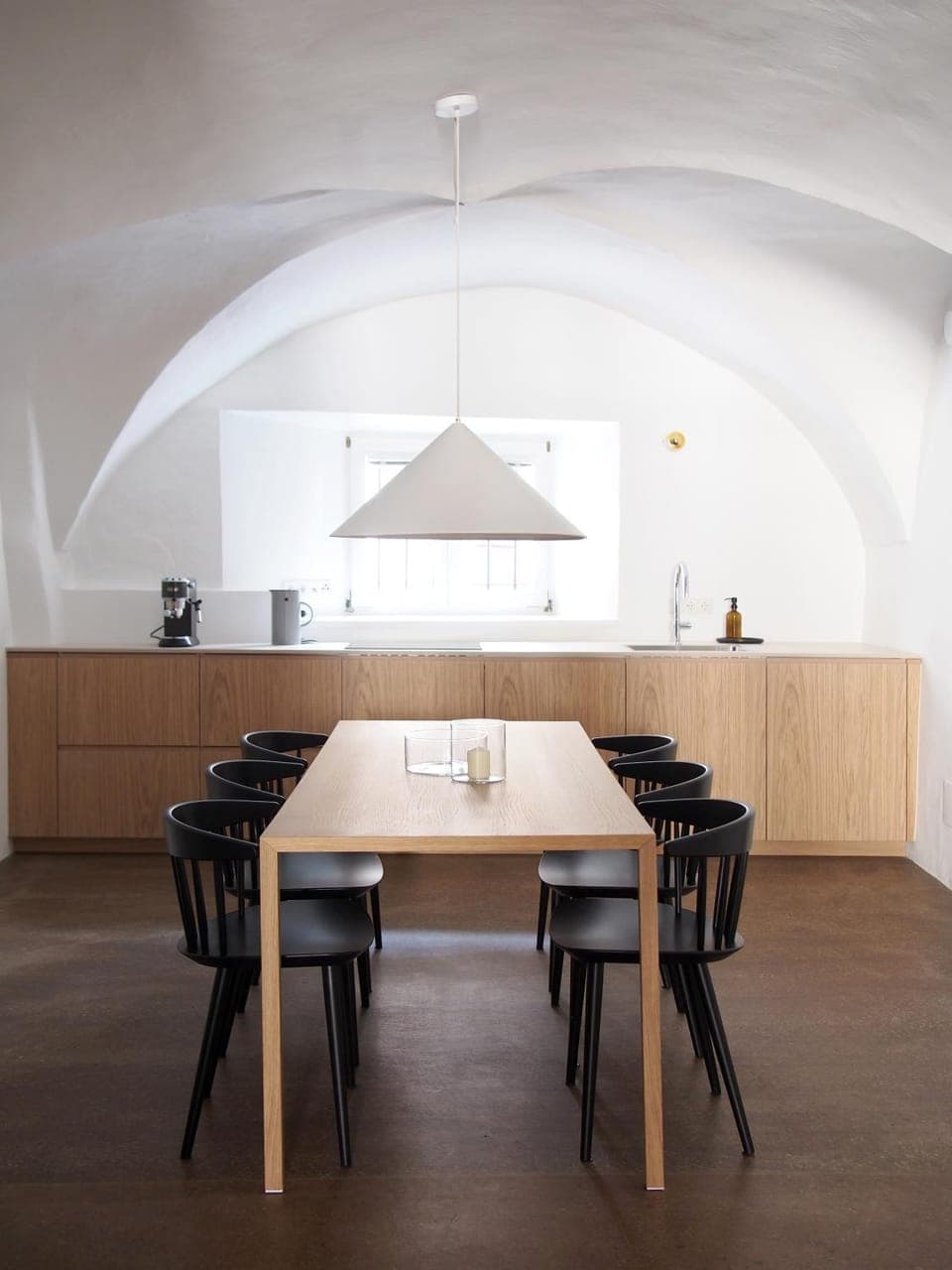 Kitchen or kitchenette, Seating area, Dining area, dishwasher, stove