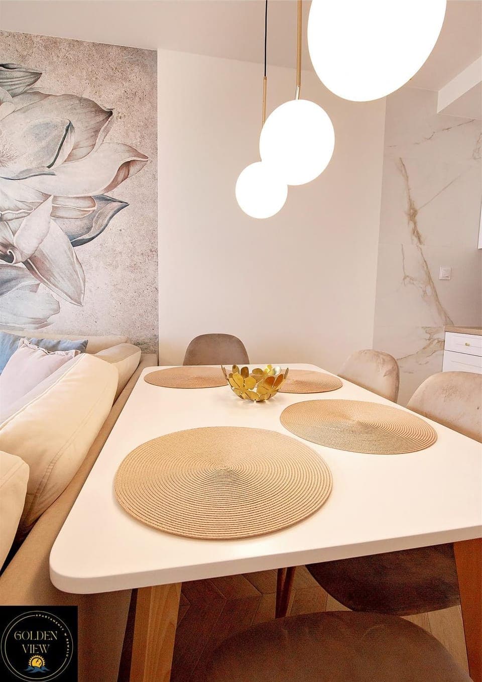 Dining area, Breakfast