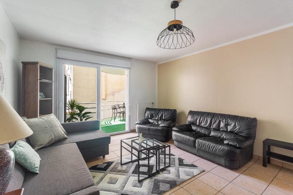 Living room, Seating area