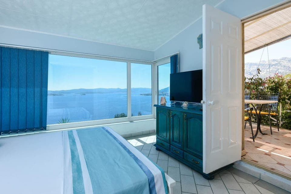 TV and multimedia, Sea view