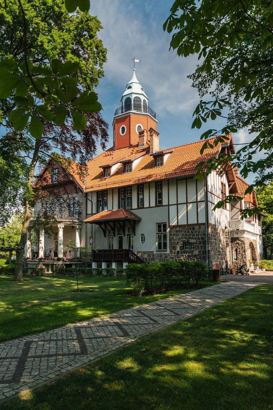 Property building, Garden view