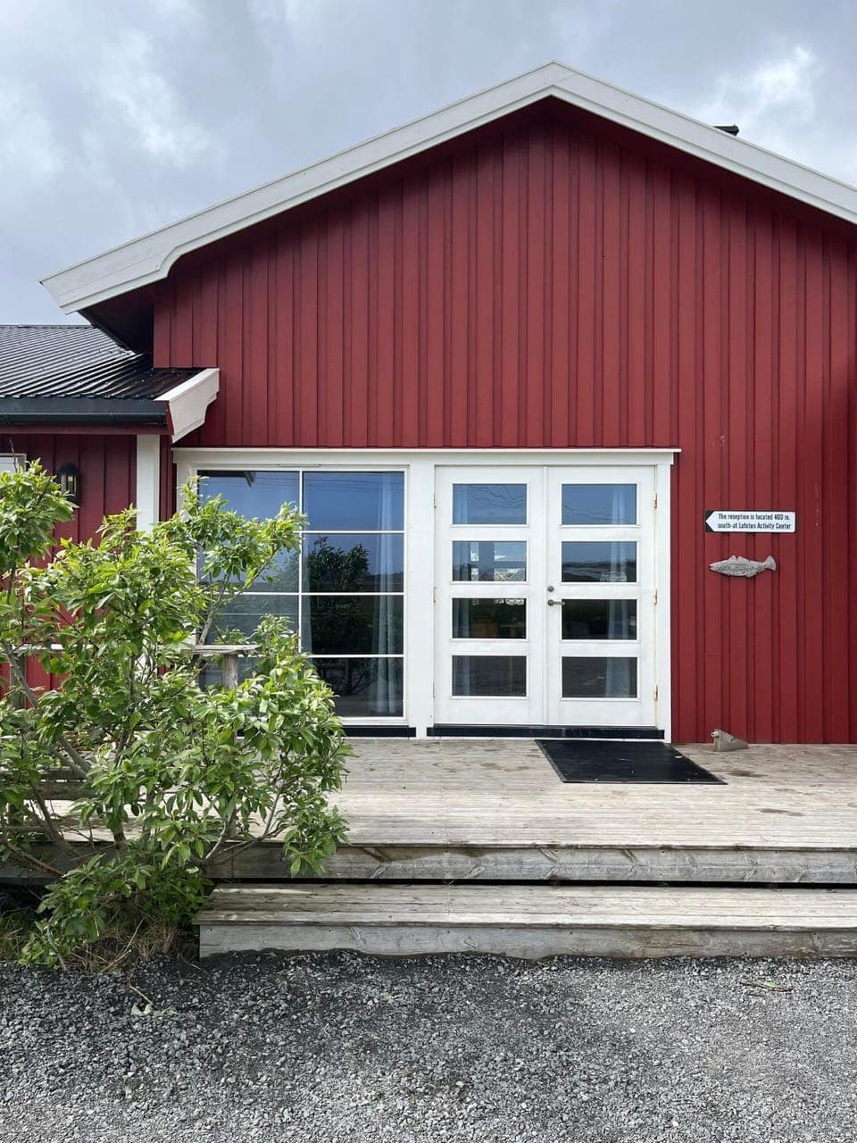 Facade/entrance