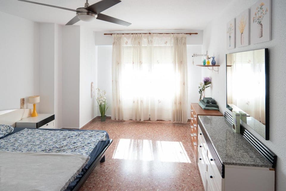 An apartment in Xeraco with 3 bedrooms, located near beach and Gandia Apartment in Safor