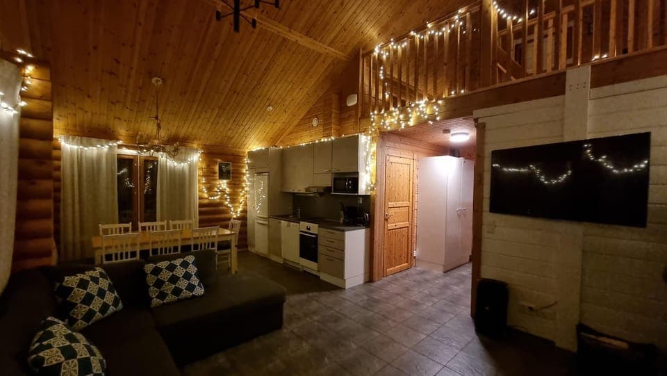 Communal lounge/ TV room, TV and multimedia, Kitchen or kitchenette, Living room, Seating area, Evening entertainment, minibar, pet friendly