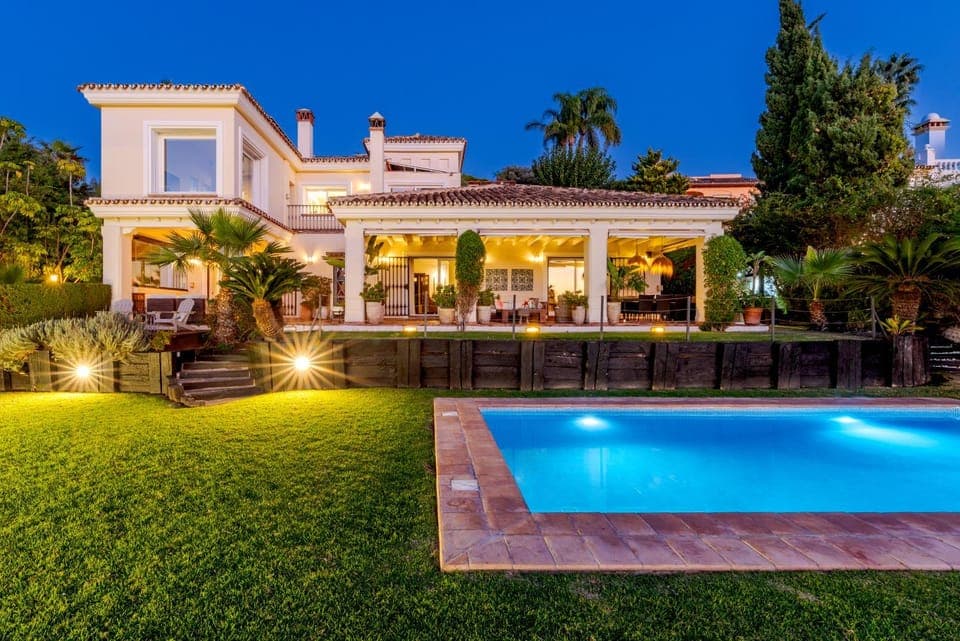 Property building, Patio, Garden, Garden view, Pool view, Swimming pool