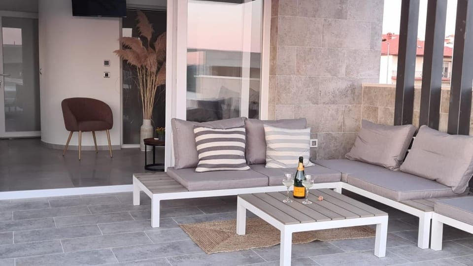 Seating area